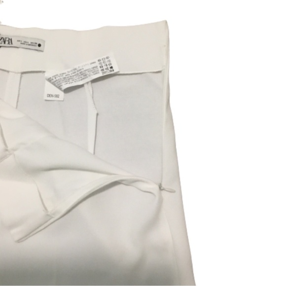 Zara size large, white straight leg dress pants with pleat, side zipper, new - Picture 6 of 7